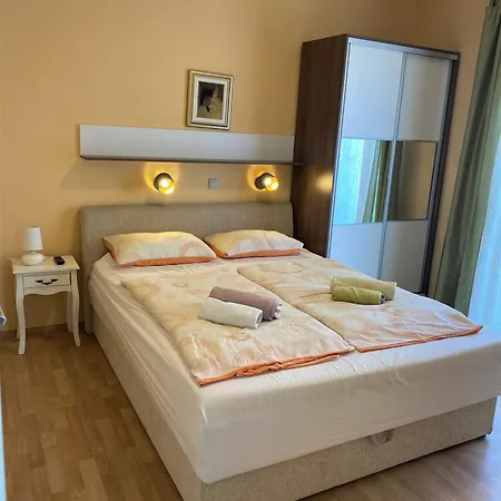 Guest house Mira 3*