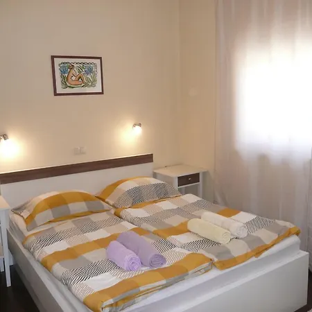 Guest house Mira