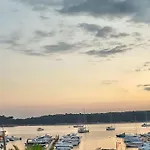 Mira
