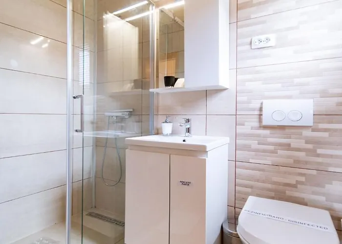 Mira Guest house 3*